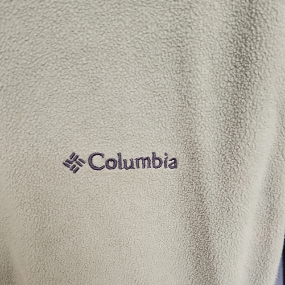 Columbia Olive Green and Charcoal Fleece Pullover - Picture 3 of 6